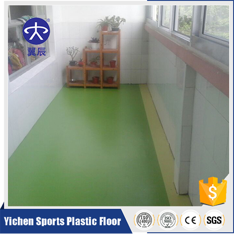 The kindergarten plastic floor···